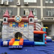Spatiul de joaca gonflabil Fortareata